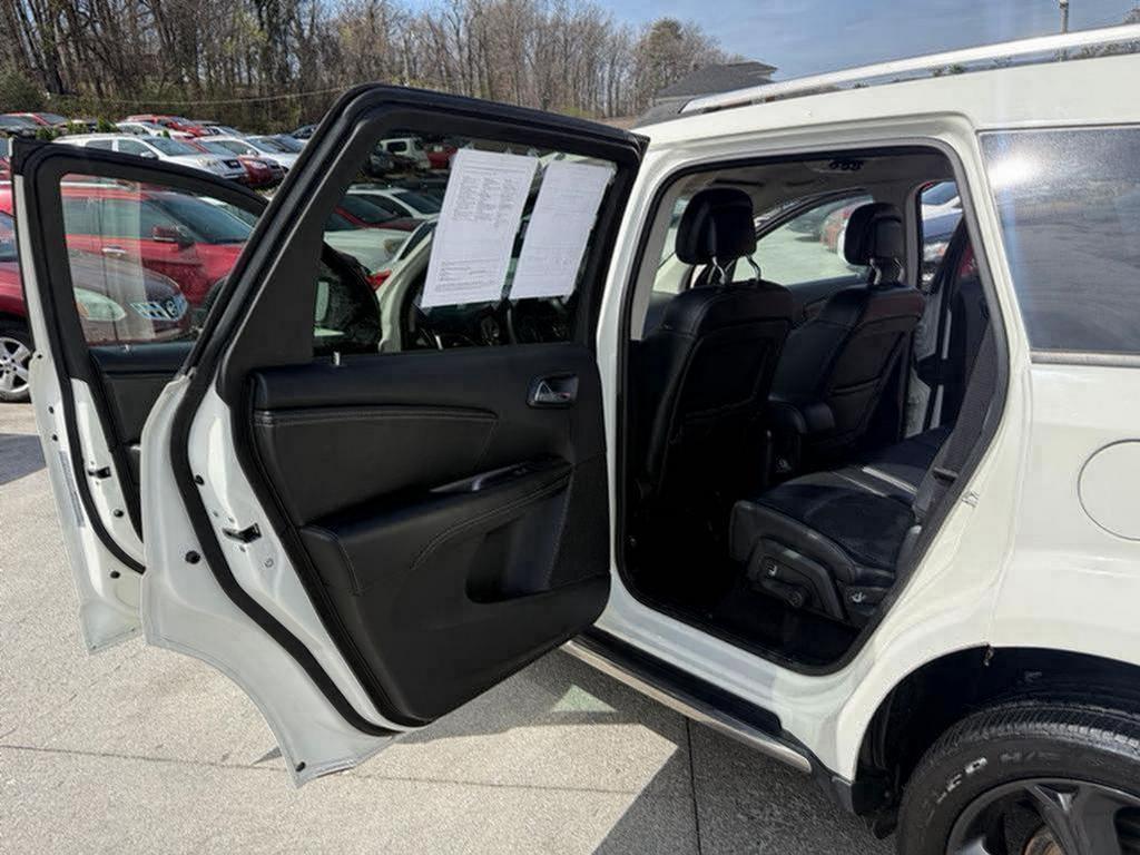 2018 Dodge Journey - $3,995