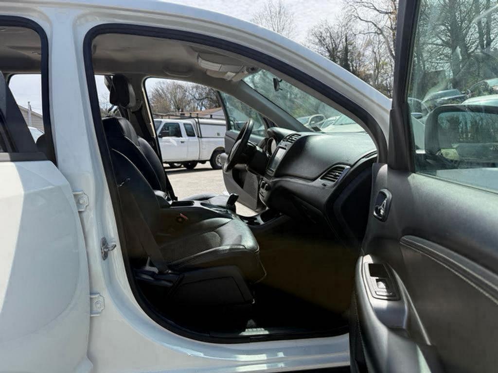 2018 Dodge Journey - $3,995