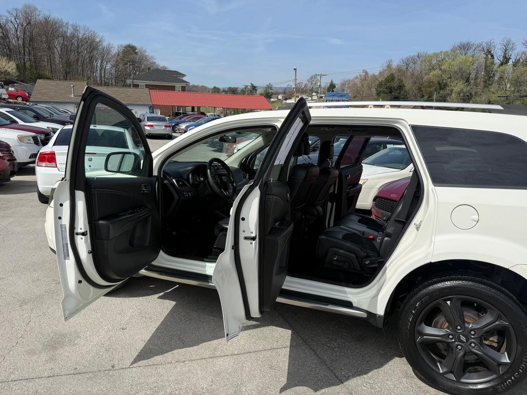 2018 Dodge Journey - $3,995