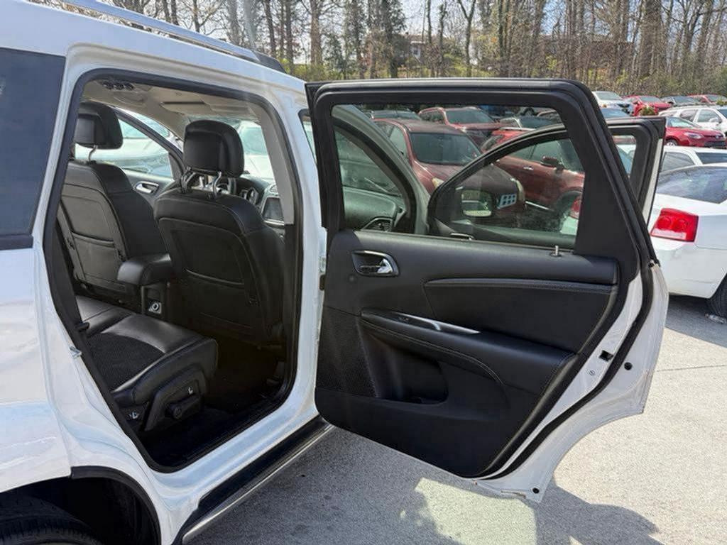 2018 Dodge Journey - $3,995