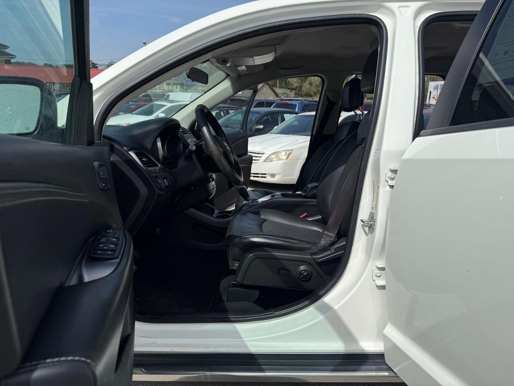 2018 Dodge Journey - $3,995