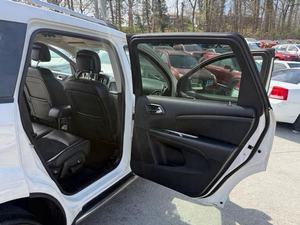 2018 Dodge Journey - $3,995