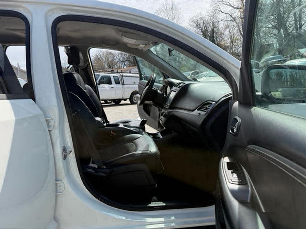 2018 Dodge Journey - $3,995