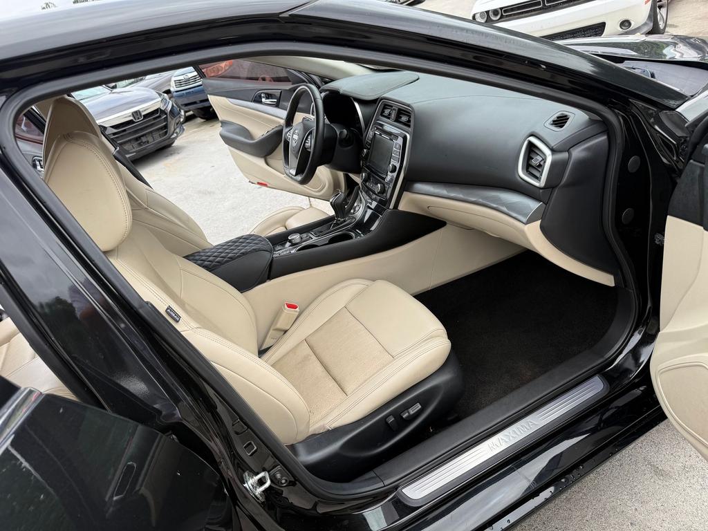 2018 Nissan Maxima - $9,500