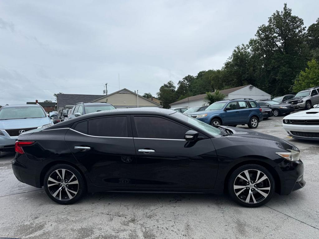 2018 Nissan Maxima - $9,500