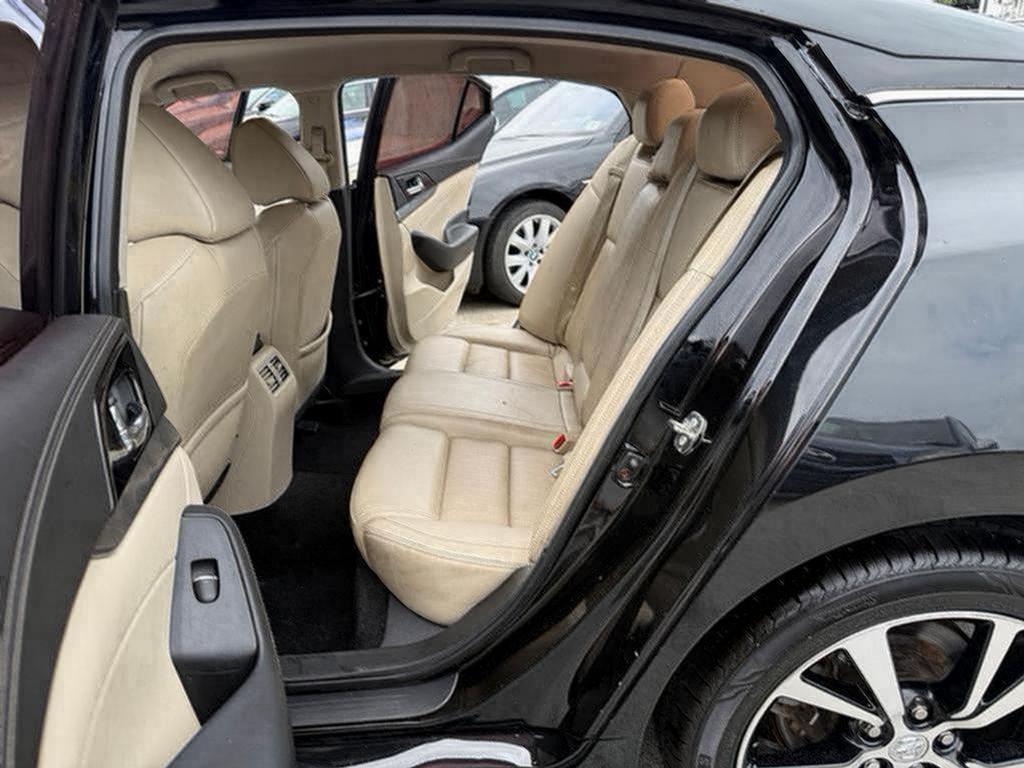 2018 Nissan Maxima - $9,500