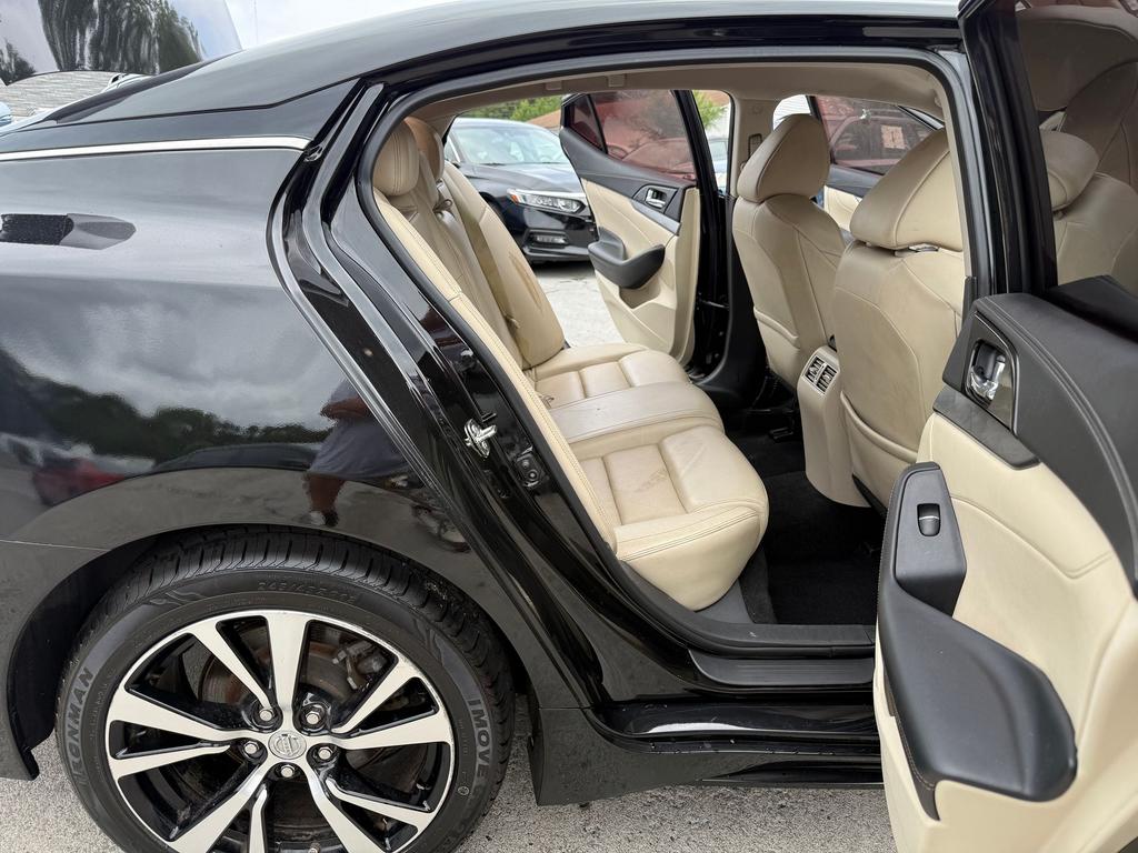 2018 Nissan Maxima - $9,500