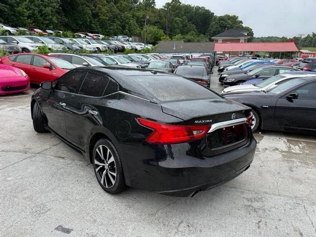 2018 Nissan Maxima - $9,500