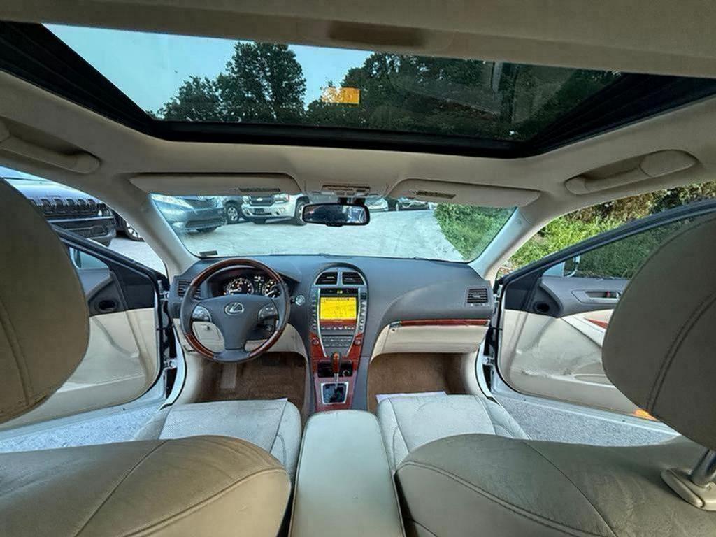2011 Lexus ES - $4,995