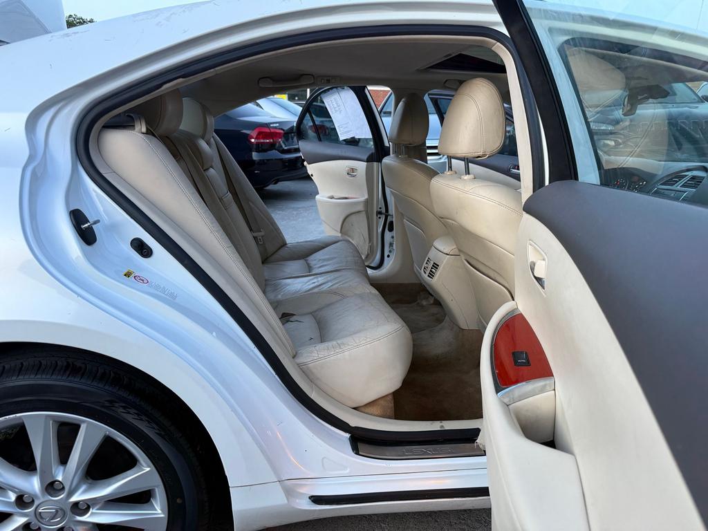 2011 Lexus ES - $4,995