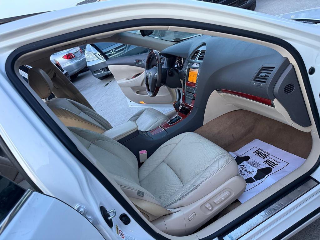 2011 Lexus ES - $4,995