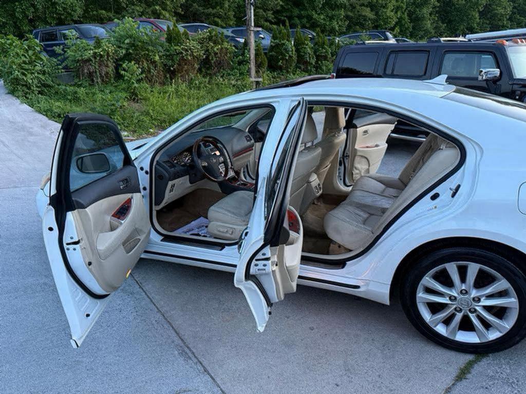 2011 Lexus ES - $4,995
