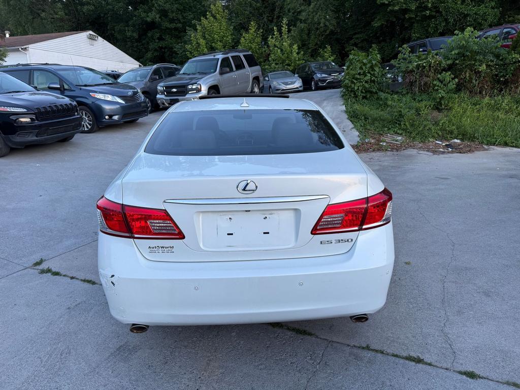 2011 Lexus ES - $4,995