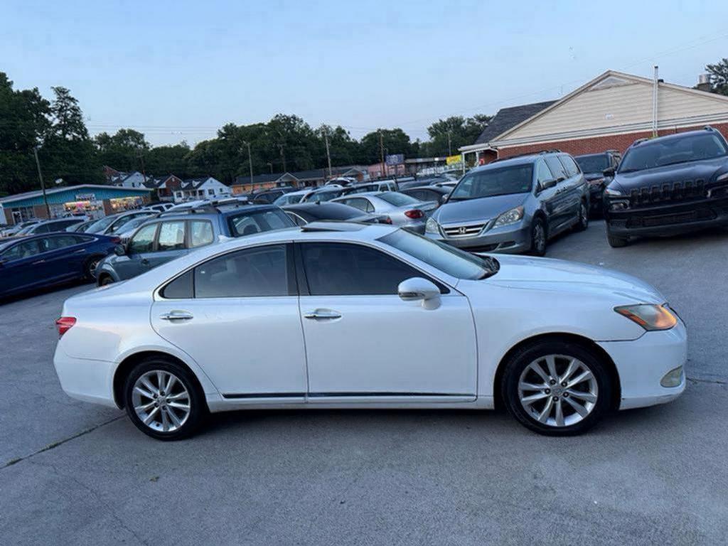 2011 Lexus ES - $4,995