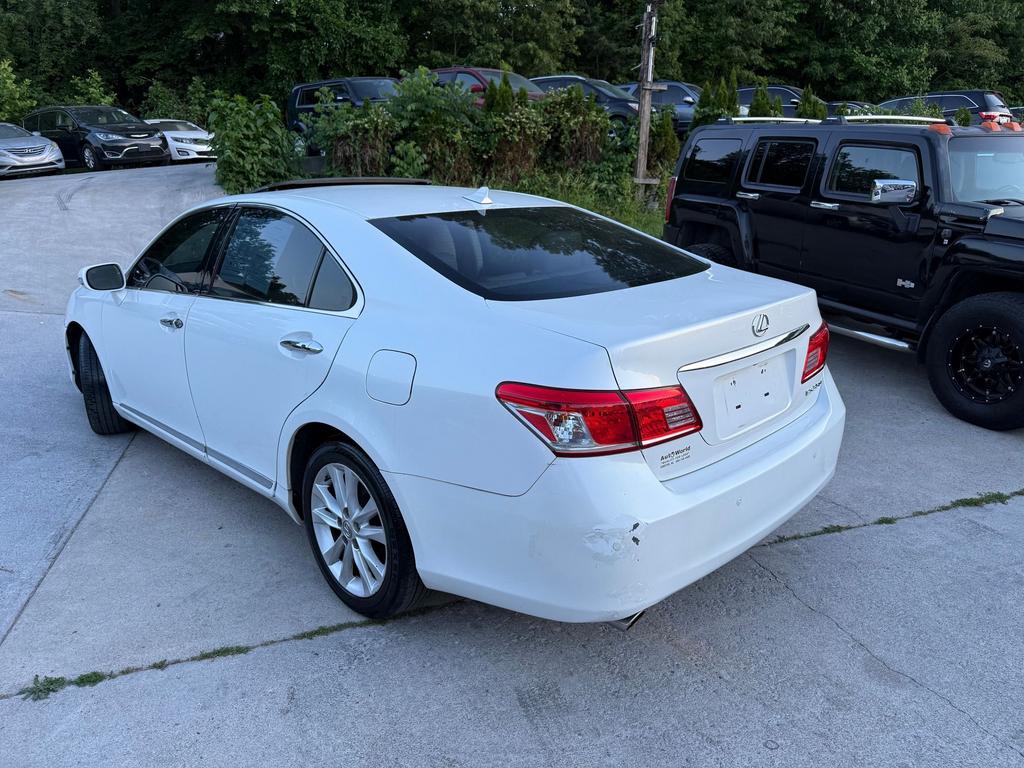 2011 Lexus ES - $4,995