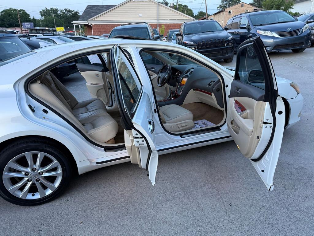 2011 Lexus ES - $4,995