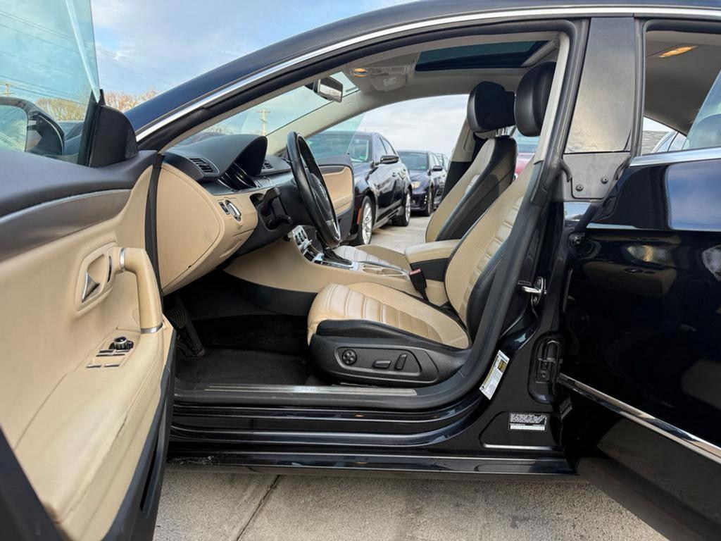 2013 Volkswagen Passat - $7,995