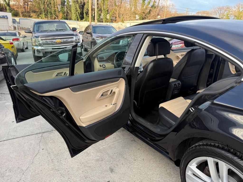 2013 Volkswagen Passat - $7,995