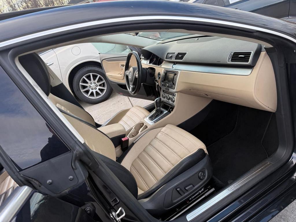 2013 Volkswagen Passat - $7,995