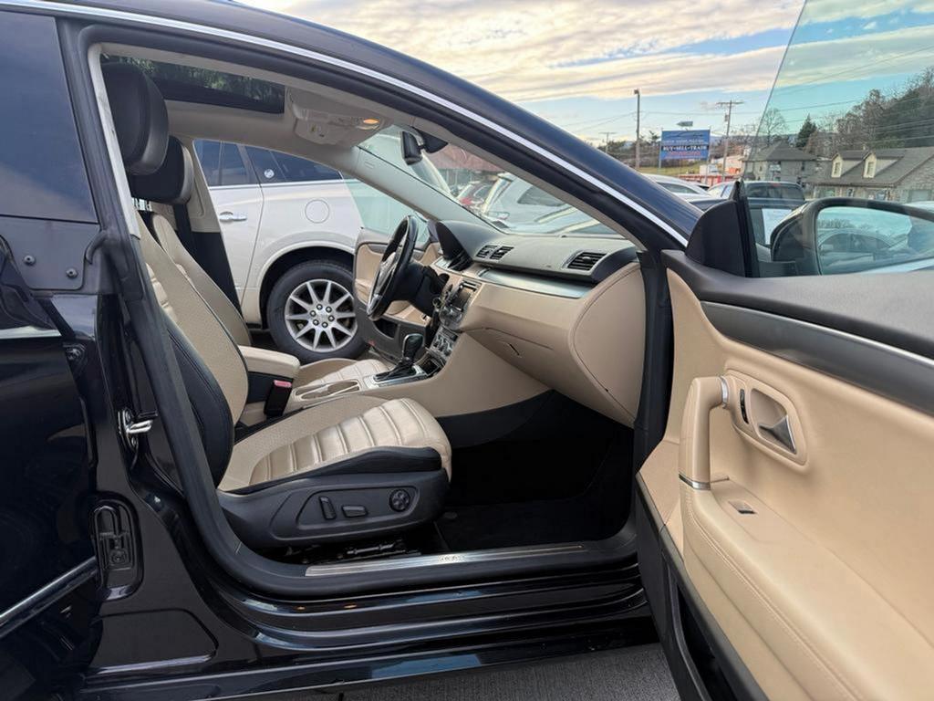 2013 Volkswagen Passat - $7,995