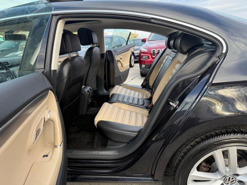 2013 Volkswagen Passat - $7,995