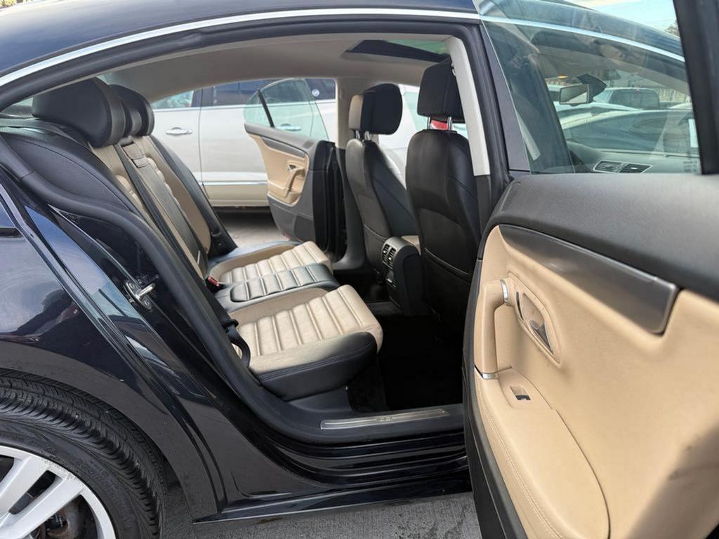 2013 Volkswagen Passat - $7,995