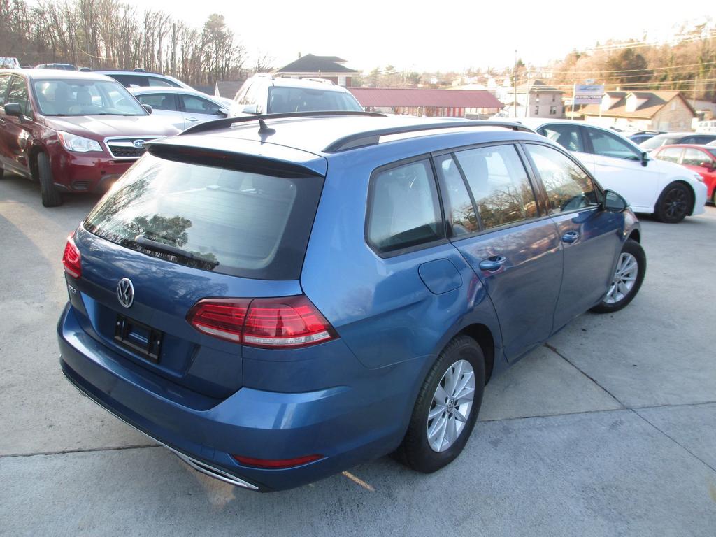 2019 Volkswagen Golf - $8,995