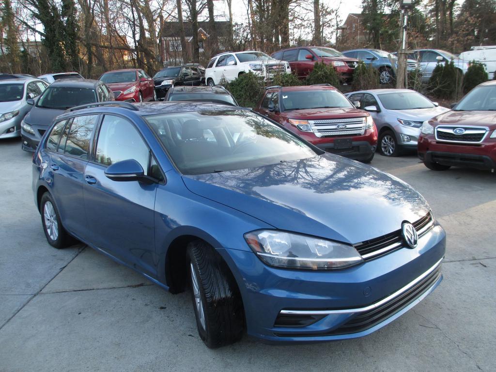 2019 Volkswagen Golf - $8,995