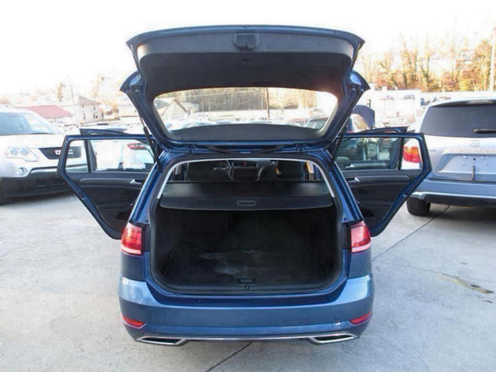 2019 Volkswagen Golf - $8,995