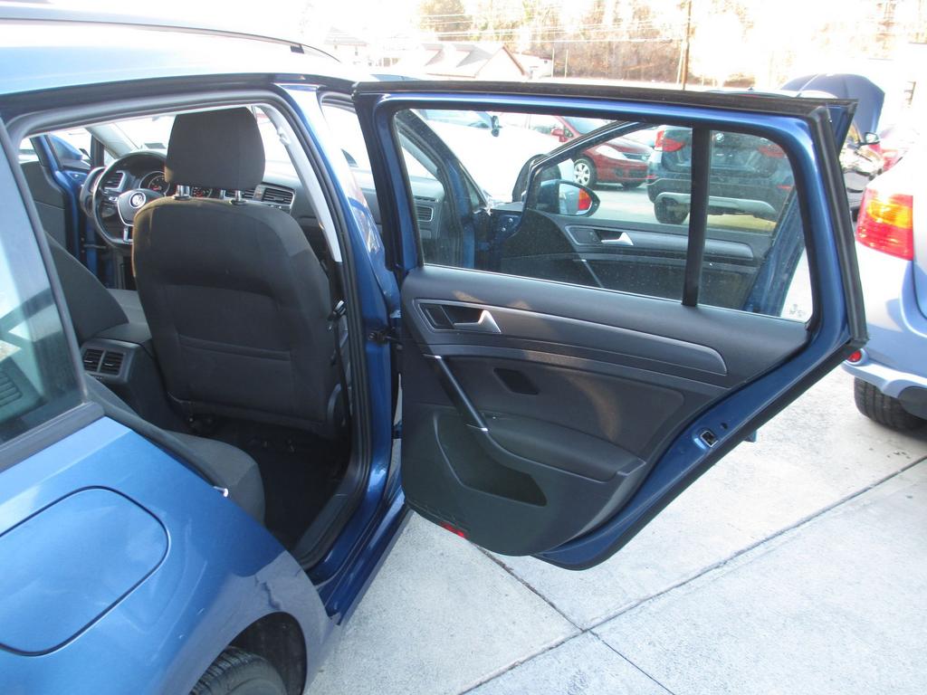 2019 Volkswagen Golf - $8,995