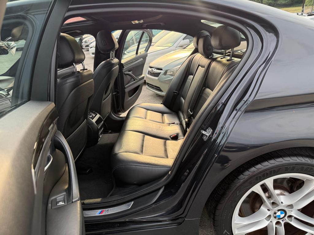 2015 BMW 528i - $8,900