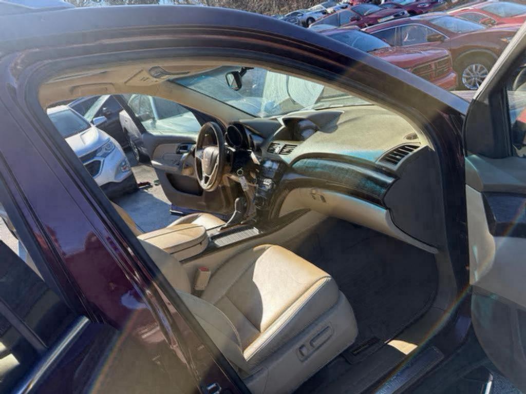 2013 Acura MDX - $8,900
