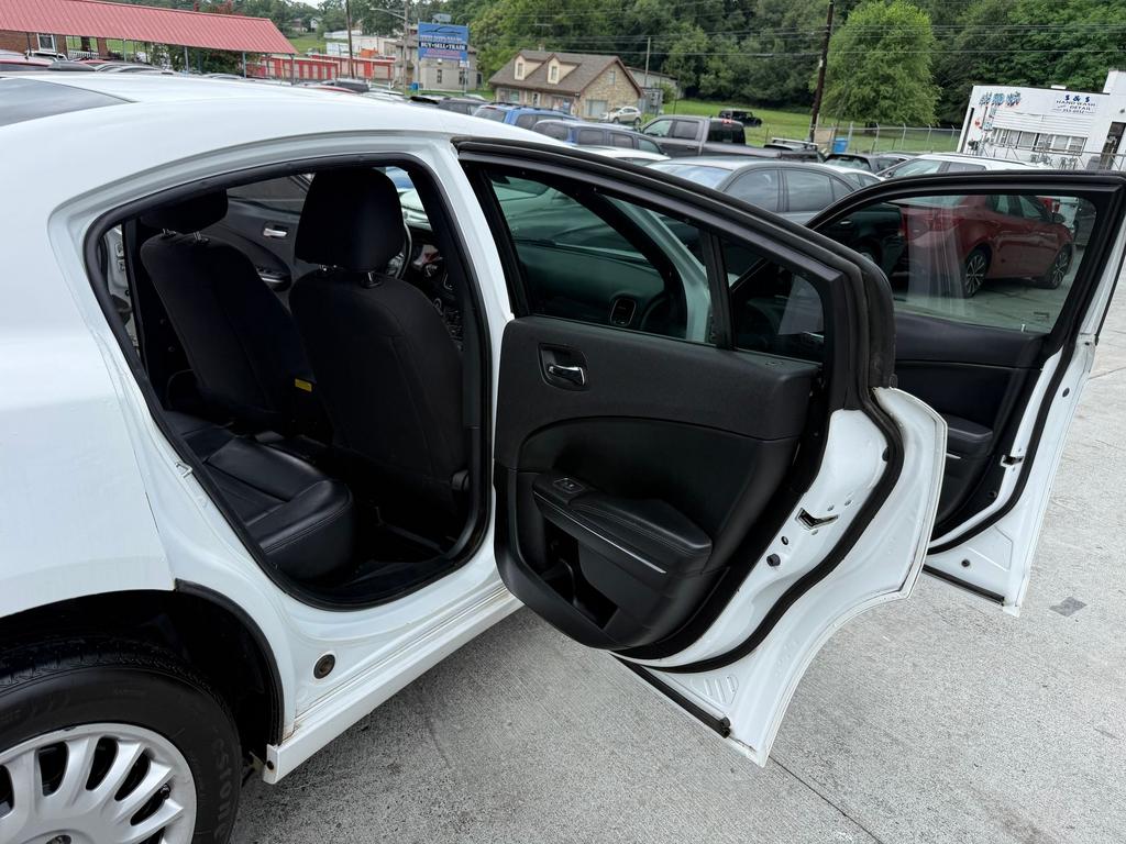 2019 Dodge Charger - $10,500