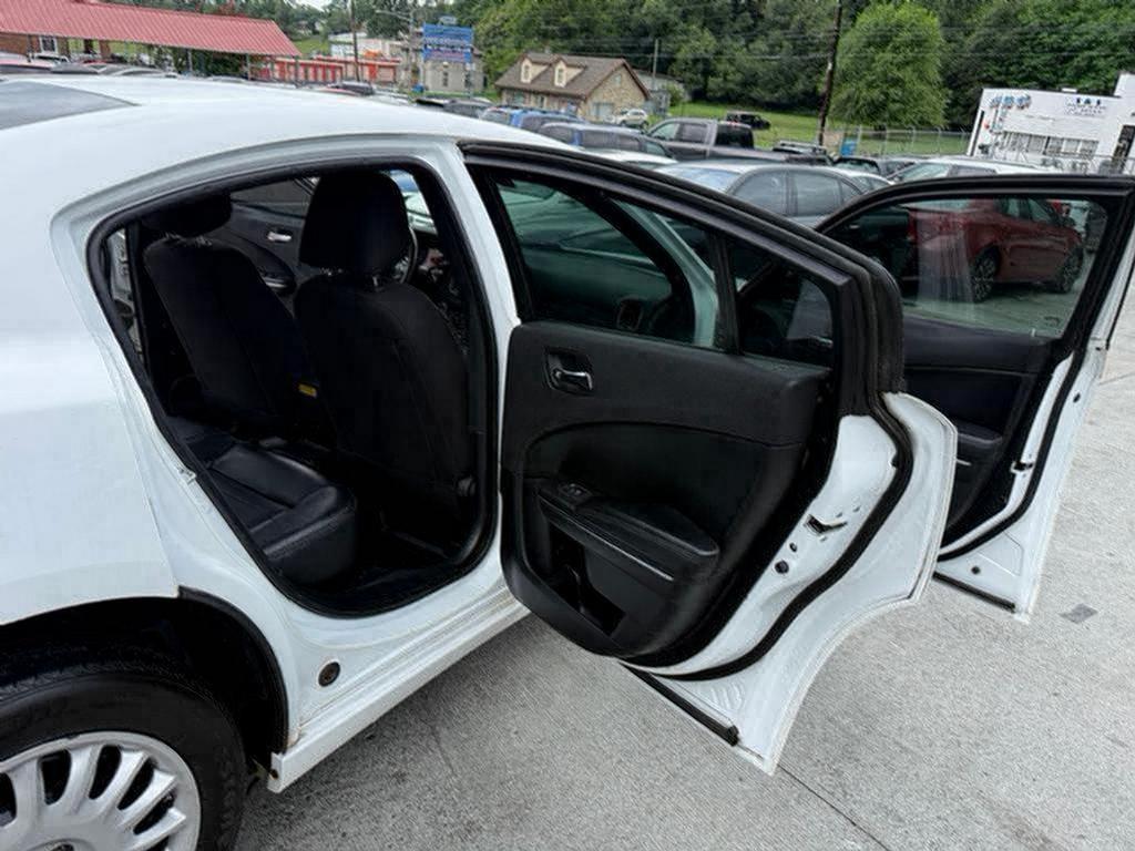 2019 Dodge Charger - $10,500