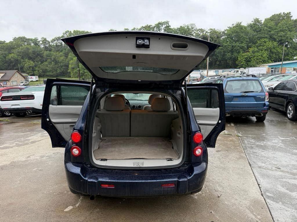 2011 Chevrolet HHR - $2,995