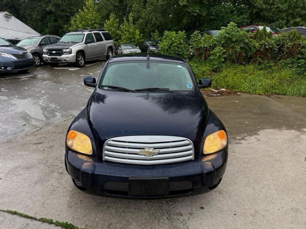 2011 Chevrolet HHR - $2,995