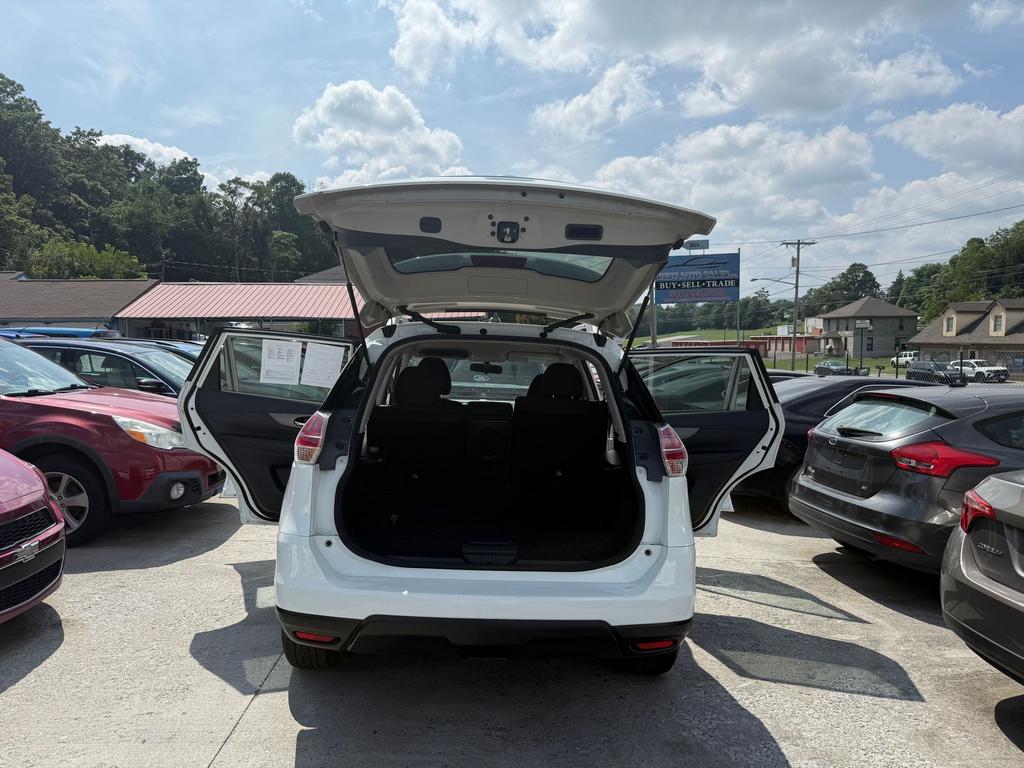 2016 Nissan Rogue - $9,995