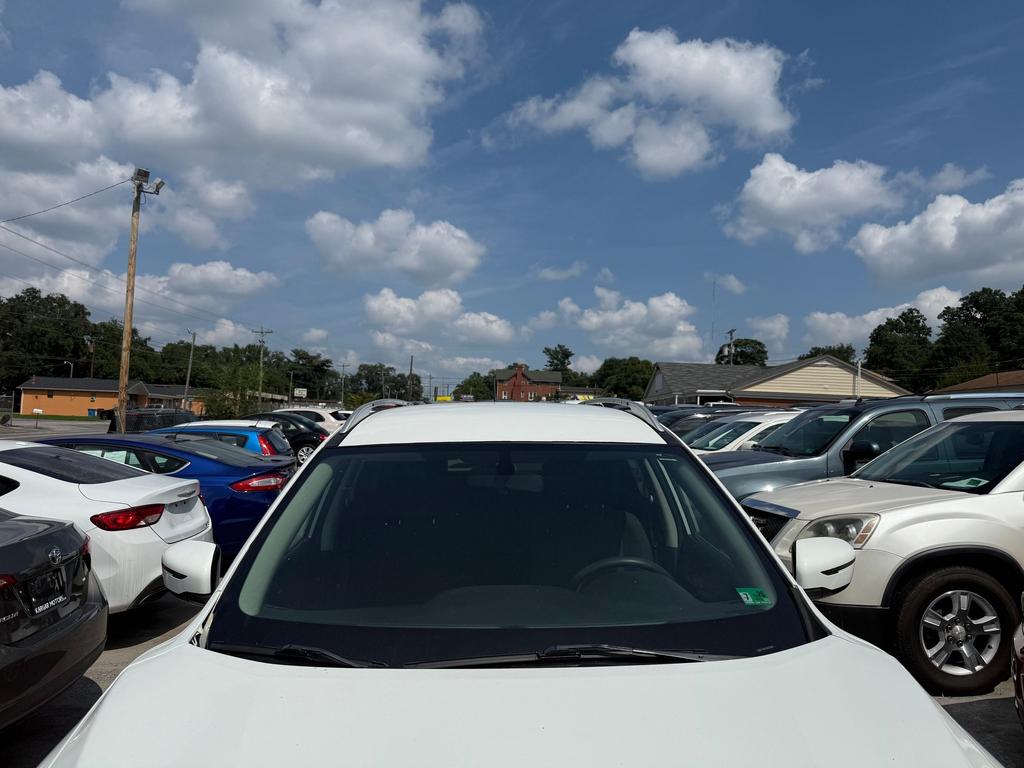 2016 Nissan Rogue - $9,995