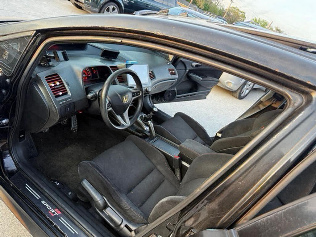2010 Honda Civic - $8,500