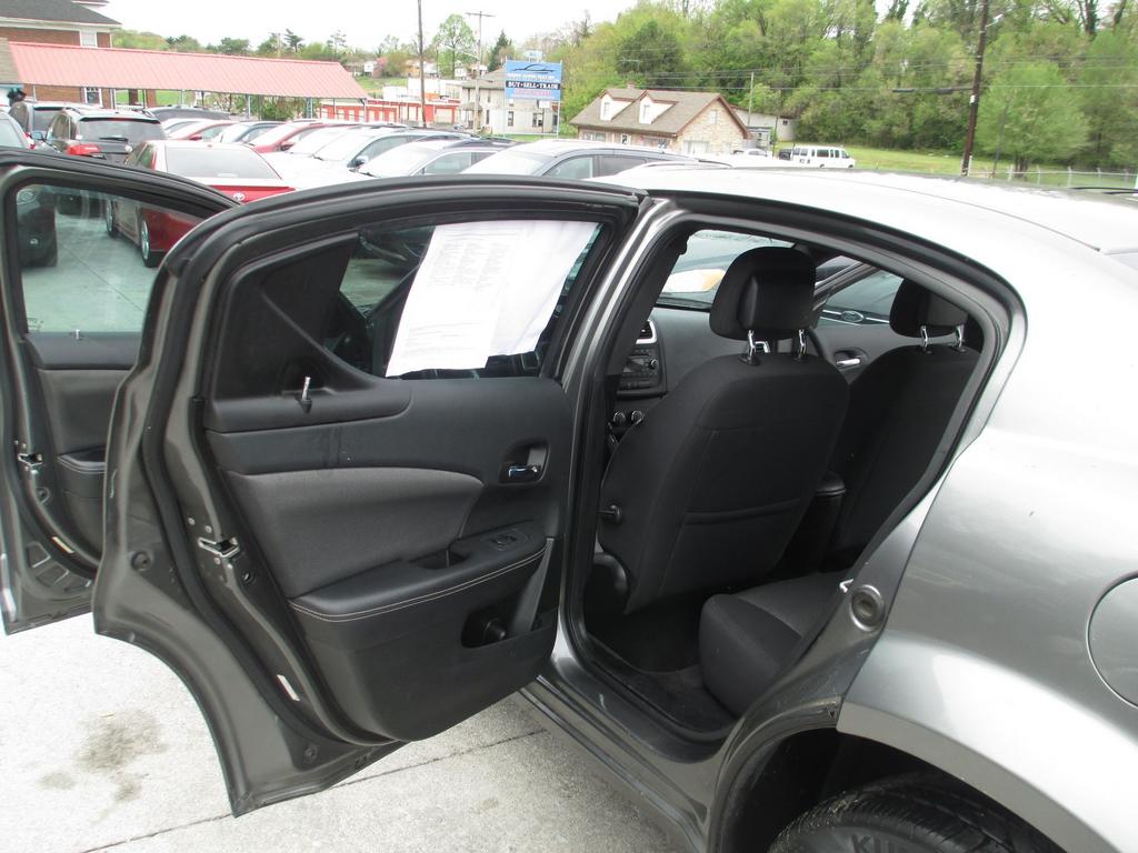 2013 Dodge Avenger - $5,500