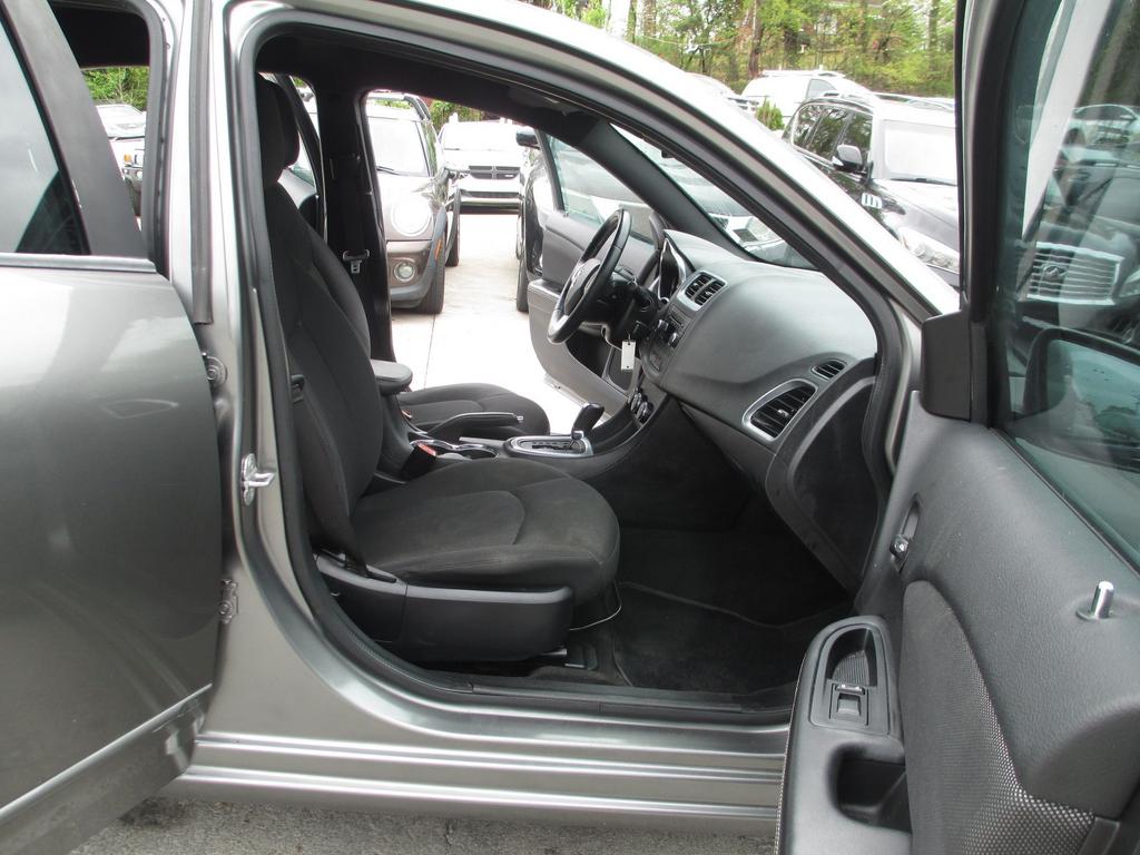 2013 Dodge Avenger - $5,500
