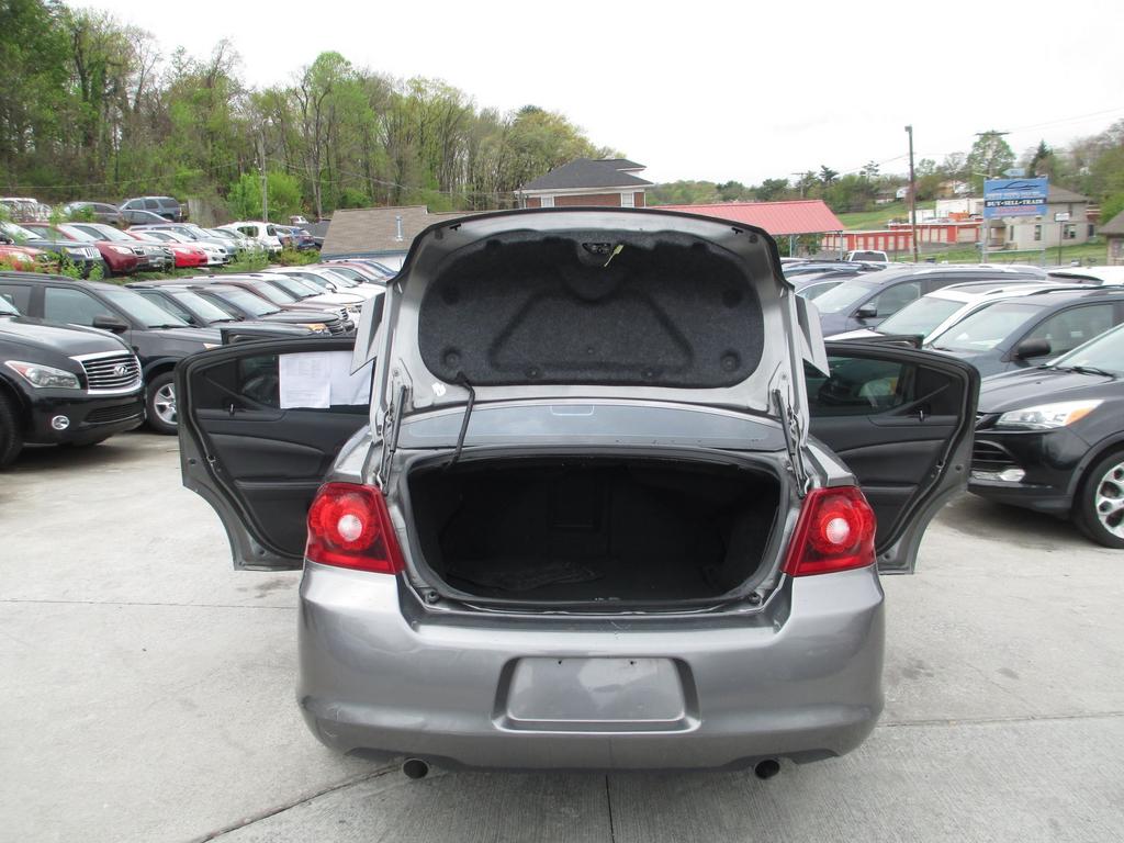2013 Dodge Avenger - $5,500