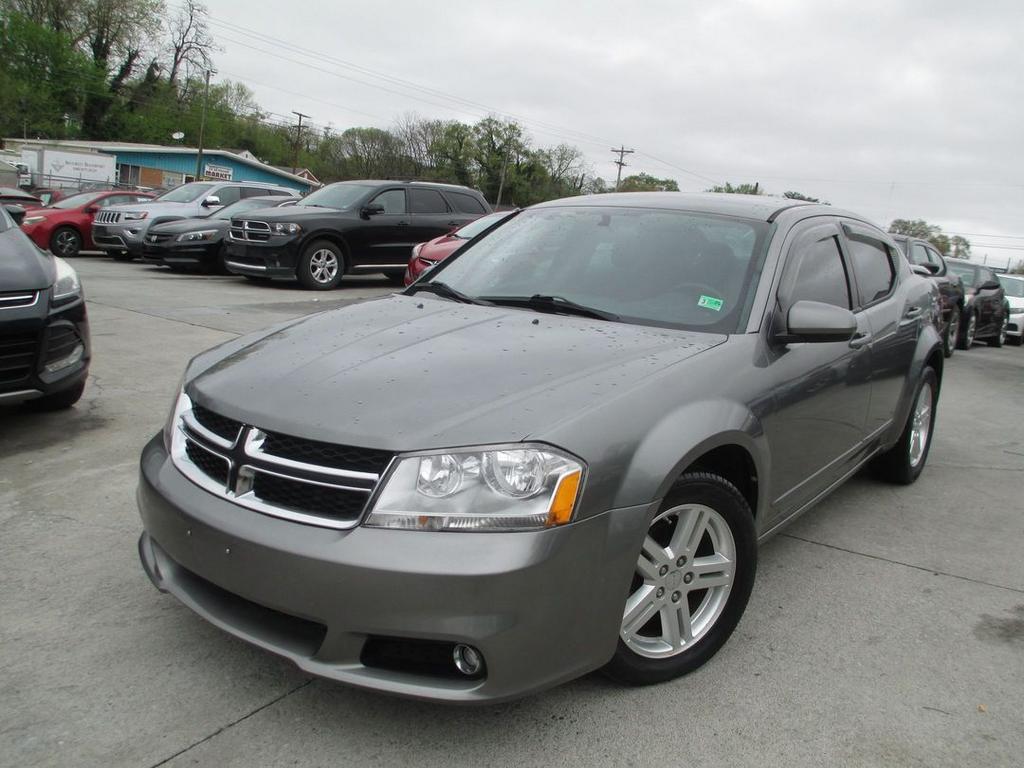 2013 Dodge Avenger - $5,500