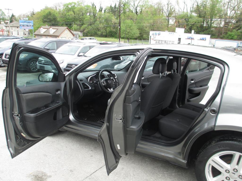 2013 Dodge Avenger - $5,500