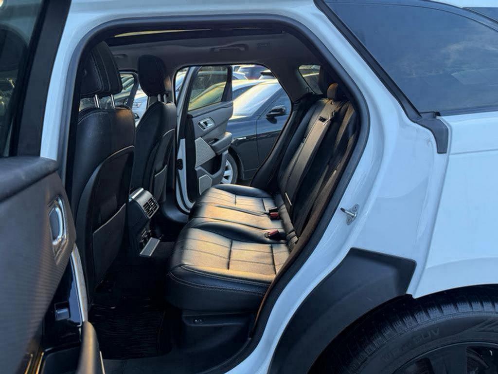 2018 Land Rover Range Rover Velar - $16,500