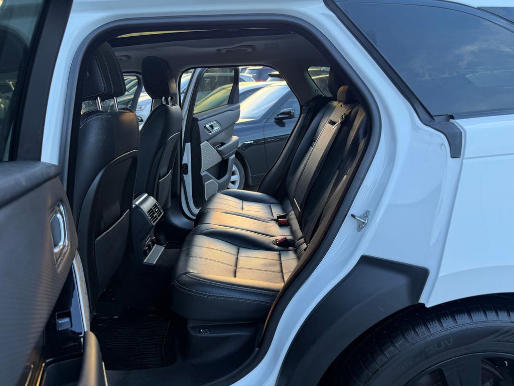 2018 Land Rover Range Rover Velar - $16,500