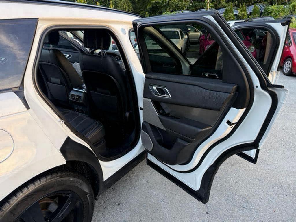 2018 Land Rover Range Rover Velar - $16,500