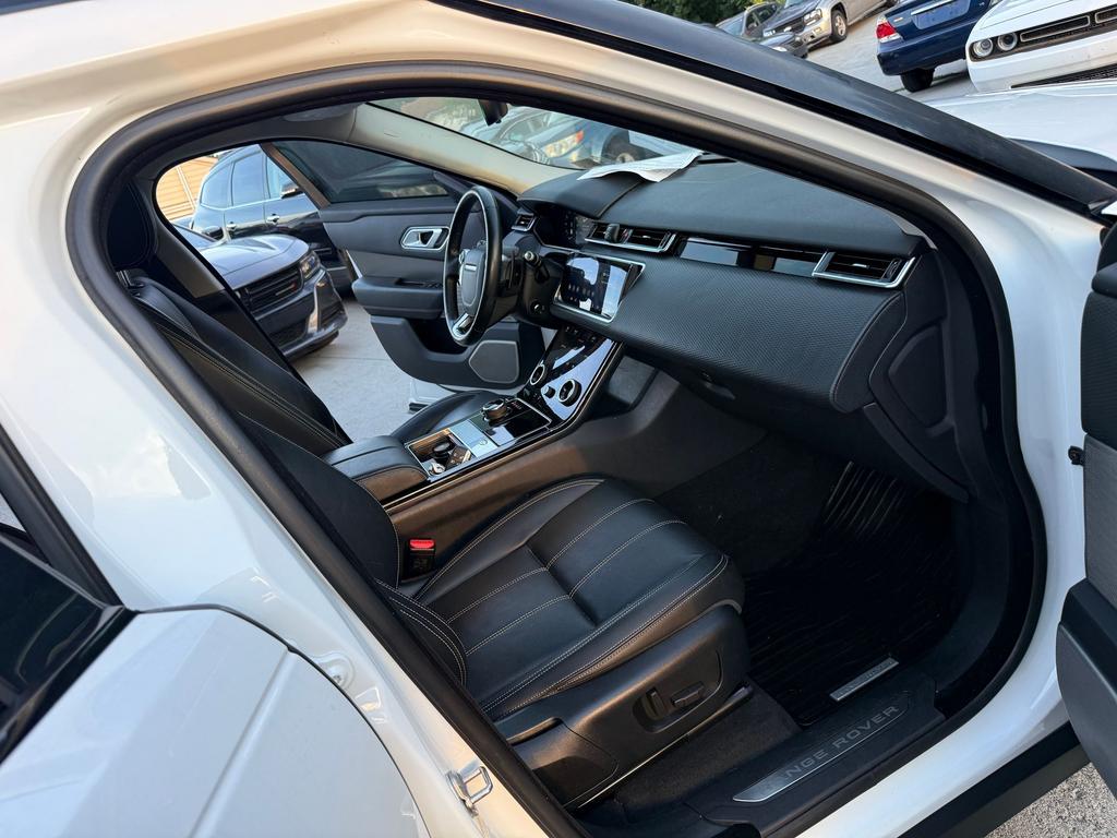 2018 Land Rover Range Rover Velar - $16,500