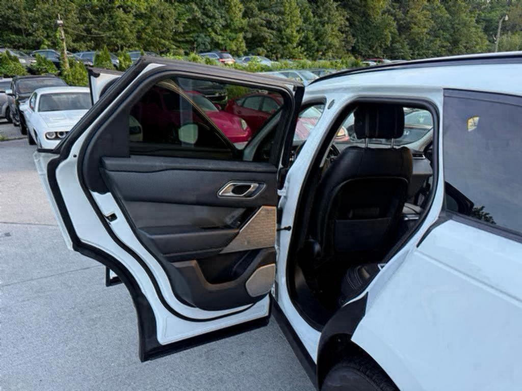 2018 Land Rover Range Rover Velar - $16,500