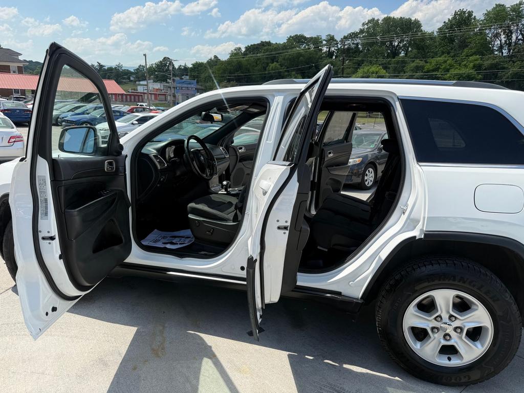 2015 Jeep Cherokee - $8,500